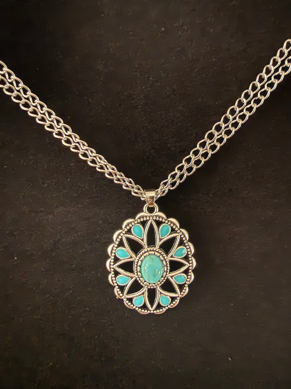 Vintage-Style Ethnic Jewelry for Women, Featuring Silvery Oval-Shaped Zinc Alloy Earrings And Necklace Adorned with Blue Oil Drop And Acrylic Accents
